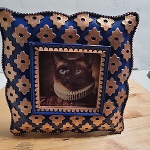 Vintage Antique Victorian Framed Kitty Cat Copper Blue Frame 3.5x3.5